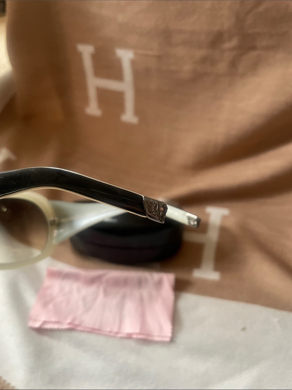 Roberto Cavalli Black and White Oversized Gradient Lens Sunglasses - Picture 2 of 4